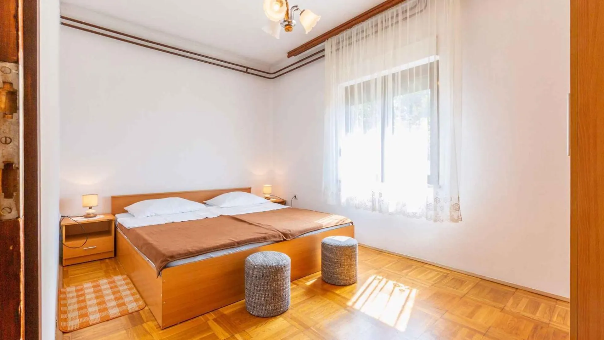 Apartment In Crikvenica 14098 دْغاماي